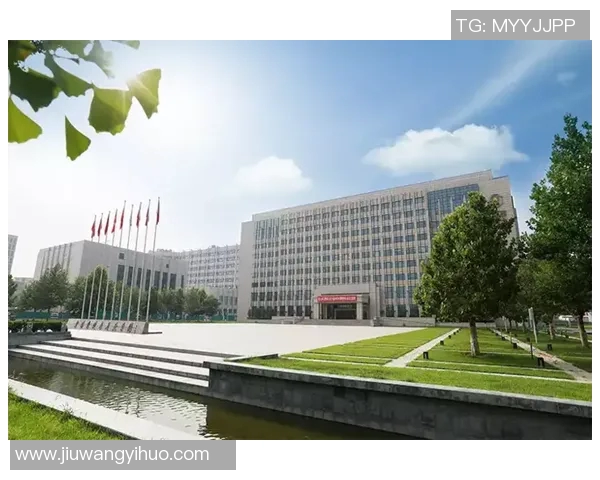 华凯与姚明携手共创篮球新时代引领中国体育新风潮 华凯与姚明携手共创篮球新时代引领中国体育新风潮