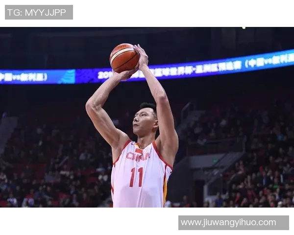 易建联率队取得连胜,广东宏远稳坐CBA榜首位置 易建联率队取得连胜,广东宏远稳坐CBA榜首位置